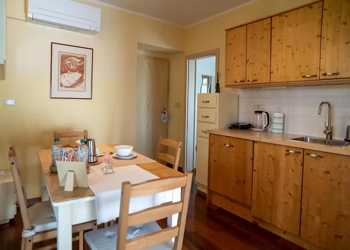 Apartment Hisa Pri Poetu *